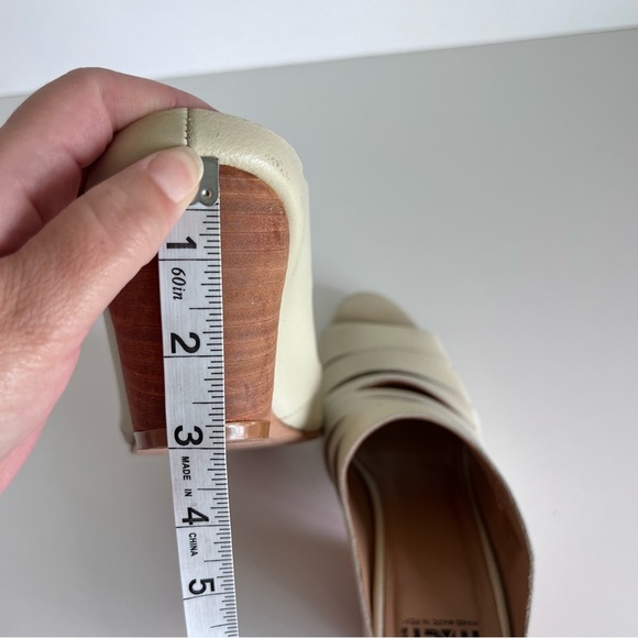 FORTRESS OF INCA Gaby Ivory Leather Mules Heels Sandals - Picture 6 of 8